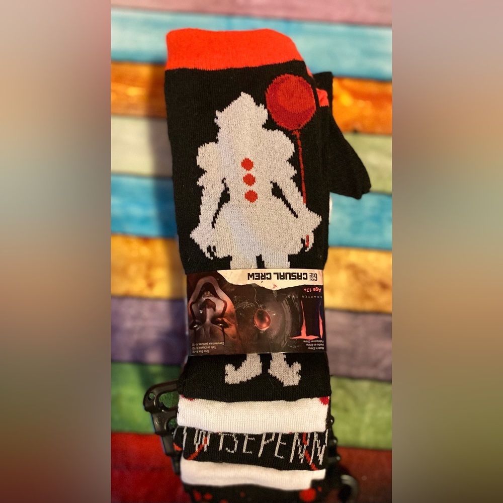 IT casual crew socks